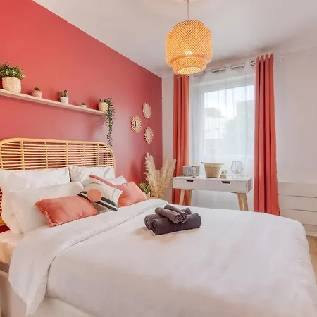 39m2 - Free Parking - Rer C - Metro 13-14 - Ascenseur - Easy Check In - Asnieres-sur-Seine