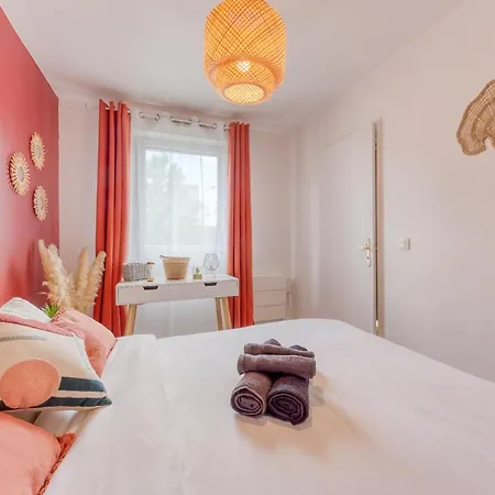 39m2 - Free Parking - Rer C - Metro 13-14 - Ascenseur - Easy Check In - Apartment *