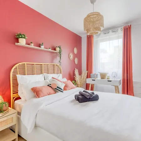 Apartment 39m2 - Free Parking - Rer C - Metro 13-14 - Ascenseur - Easy Check In - Asnieres-sur-Seine