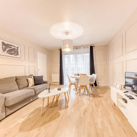 39m2 - Free Parking - Rer C - Metro 13-14 - Ascenseur - Easy Check In - Asnières