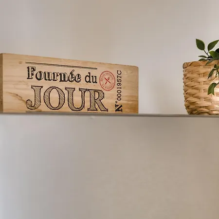 39m2 - Free Parking - Rer C - Metro 13-14 - Ascenseur - Easy Check In - Asnieres-sur-Seine